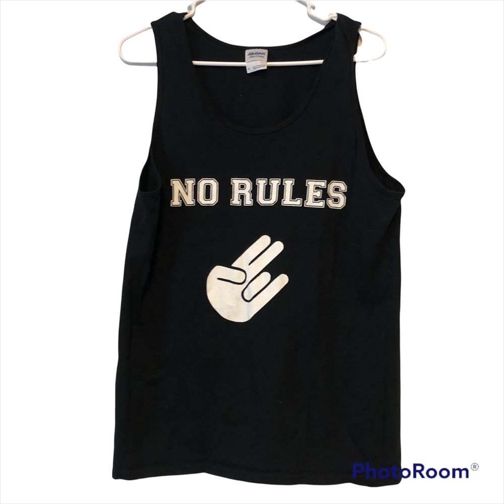 funny the shocker graphic tee tank top Size Medium, black